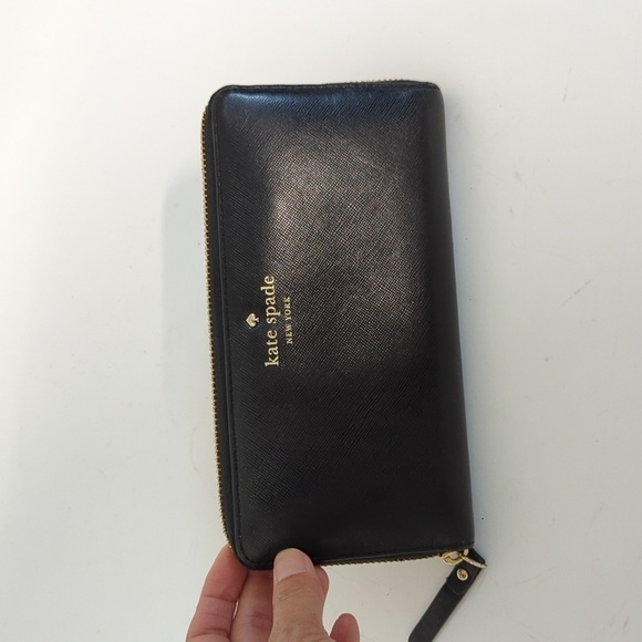 kate spade | Bags | Kate Spade Ny Rectangle Leather Zip Clutch Wallet ...